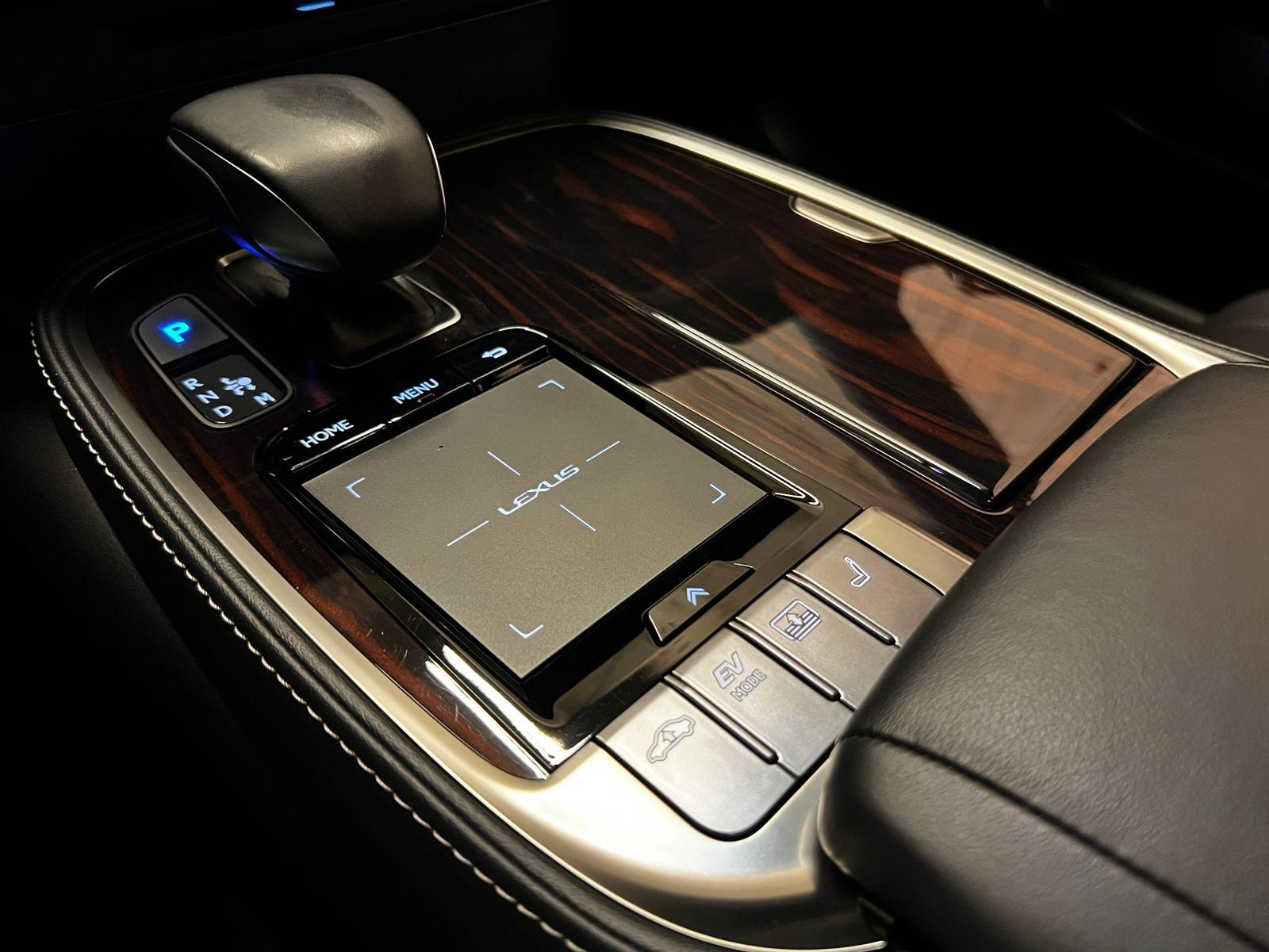LEXUS LS 500 HÍBRIDO 2019 - Imagen 17 de 20