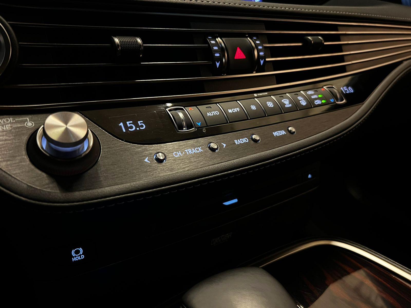 LEXUS LS 500 HÍBRIDO 2019 - Imagen 16 de 20