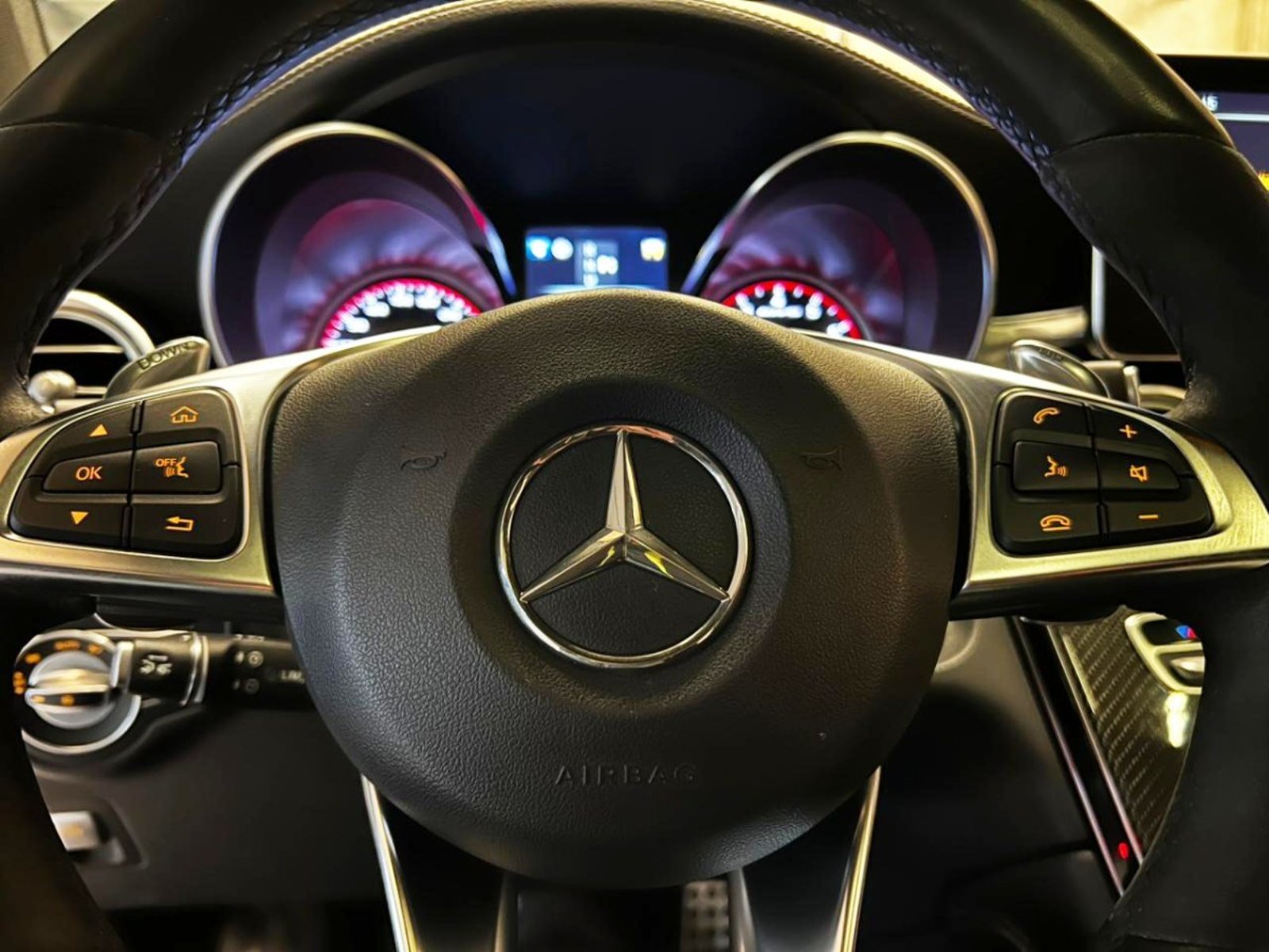 MERCEDES-BENZ GLC 63 AMG S COUPE 2019 - Imagen 13 de 20