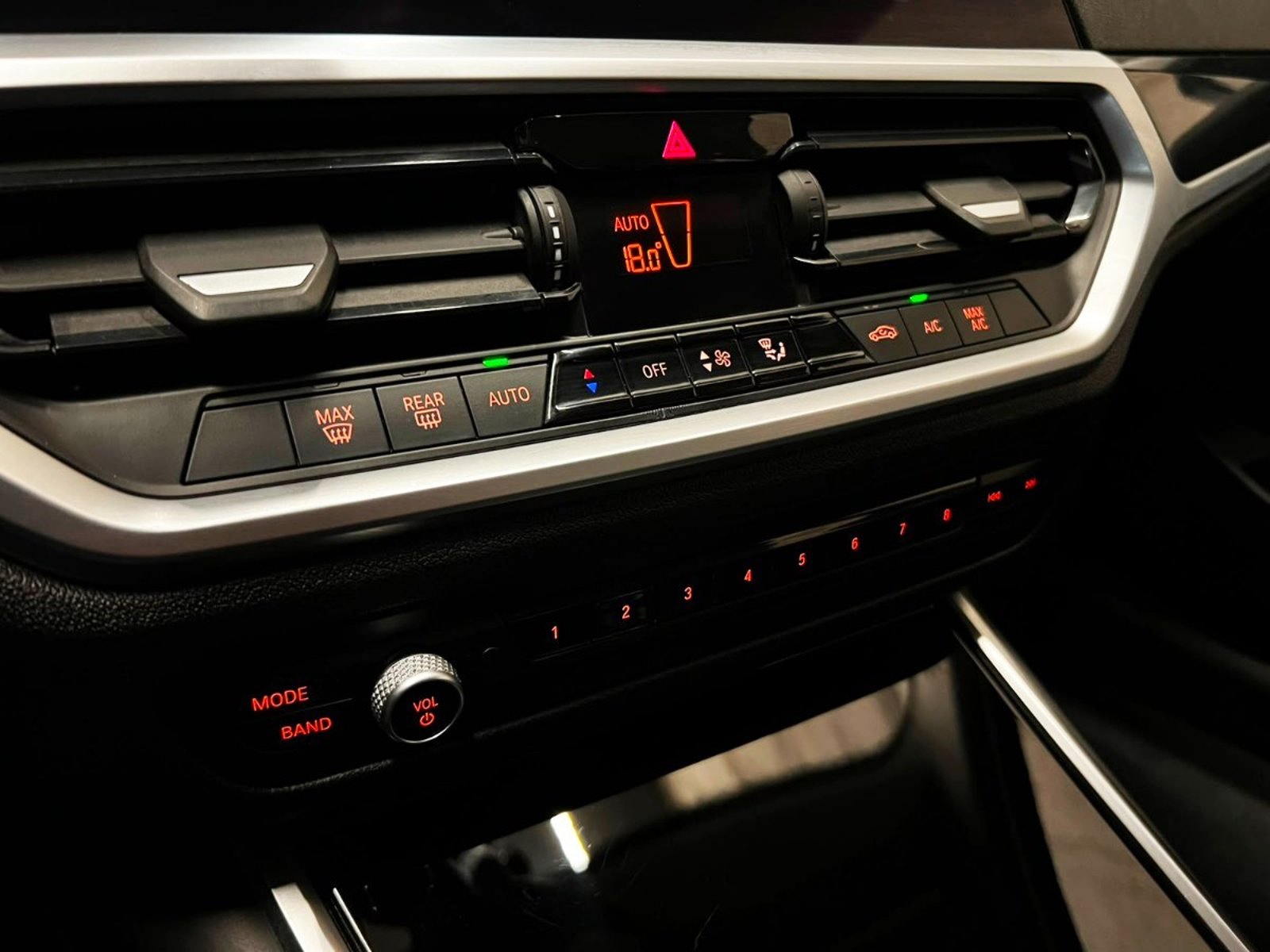 BMW 320 EXECUTIVE 2.0 2021 - Imagen 18 de 20