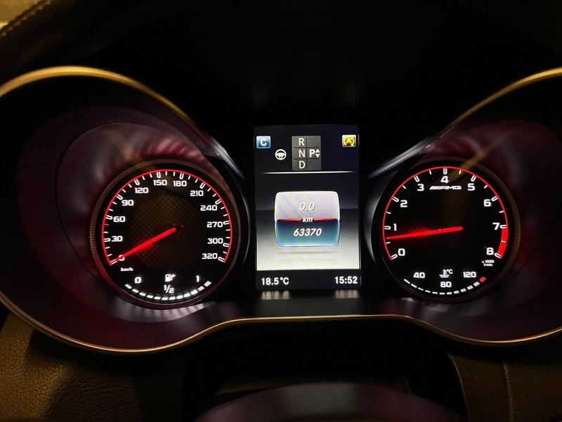 Mercedes-Benz C63 AMG S COUPE 2018 - Imagen 16 de 20