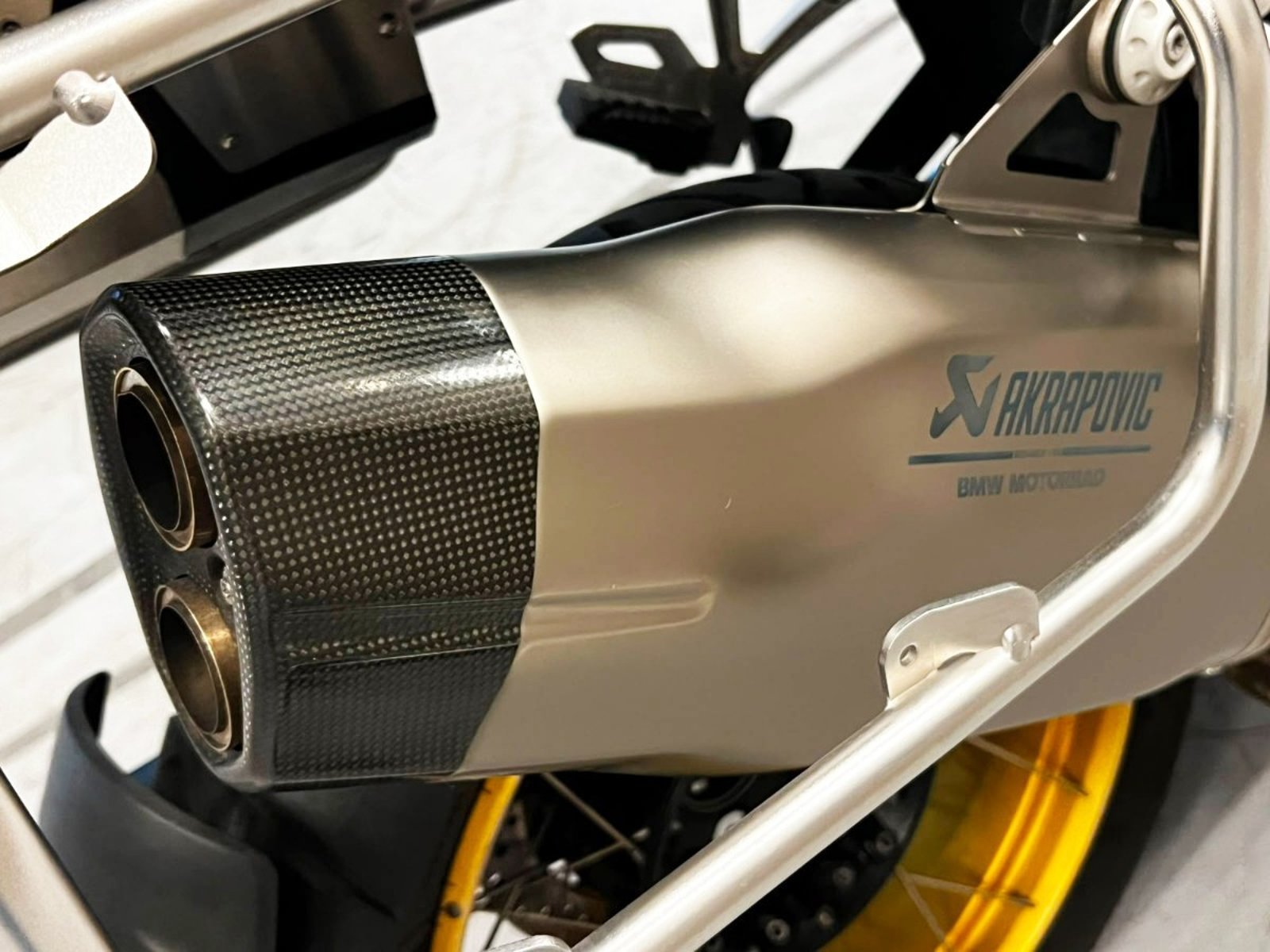 BMW GS 1250 R ADVENTURE 2022 - Imagen 17 de 20