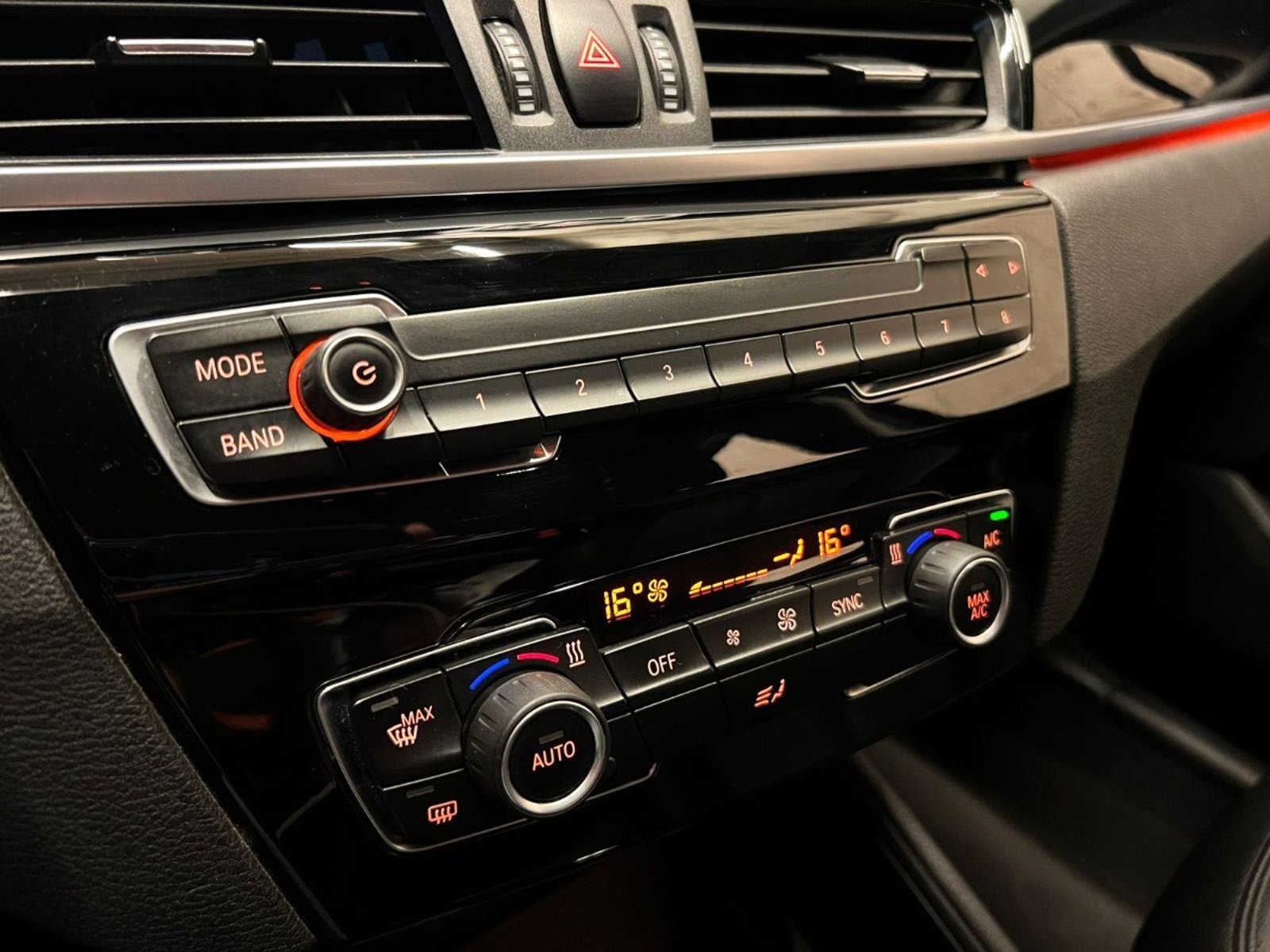 BMW X1 18D SDRIVE 2.0 2018 - Imagen 16 de 20