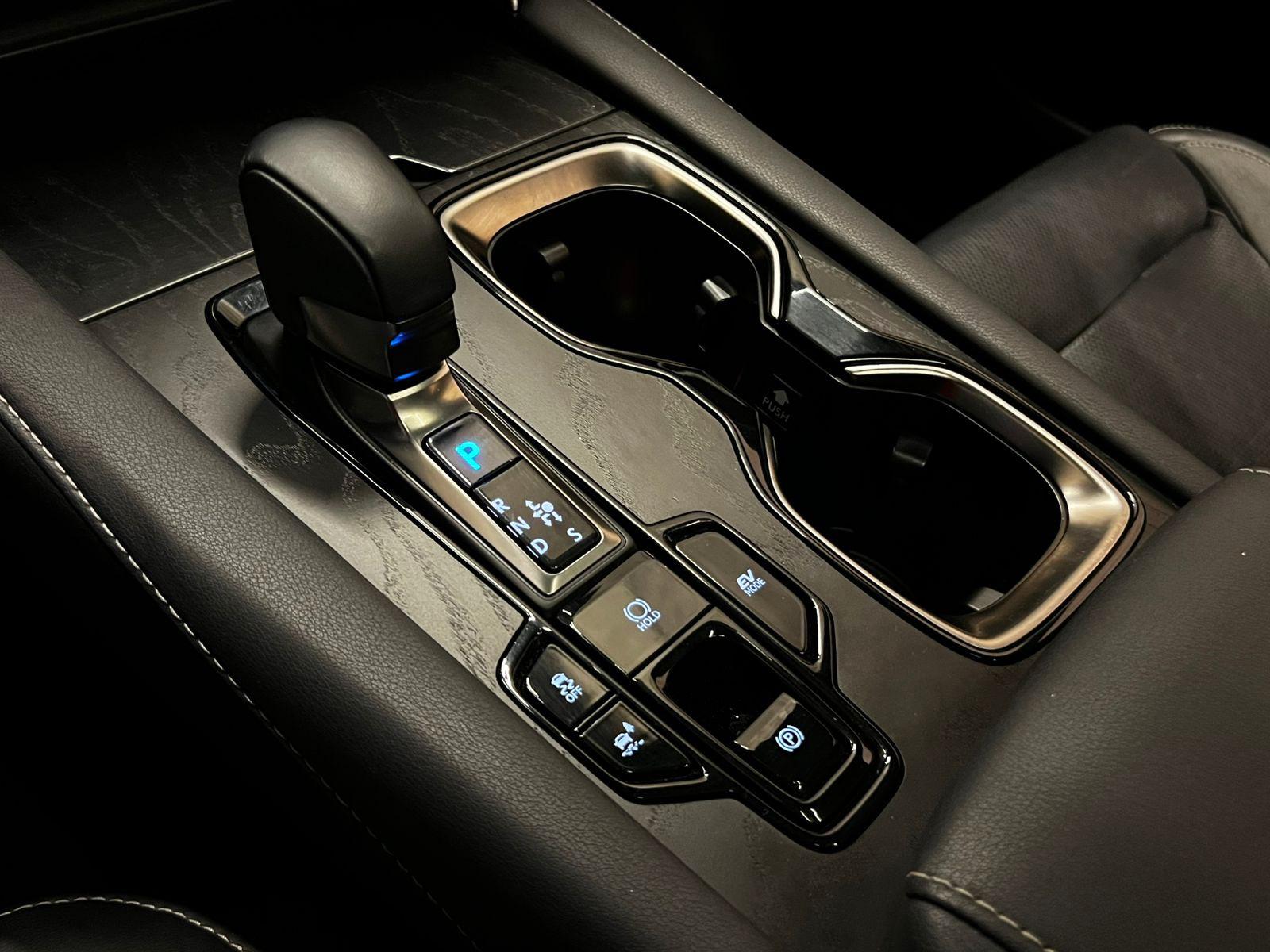 LEXUS RX 350 HÍBRIDO 2023 - Imagen 16 de 19