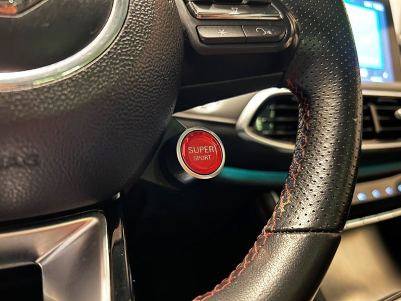 MG ZS FULL TROPHY 2.0 AWD 2021 - Imagen 14 de 20