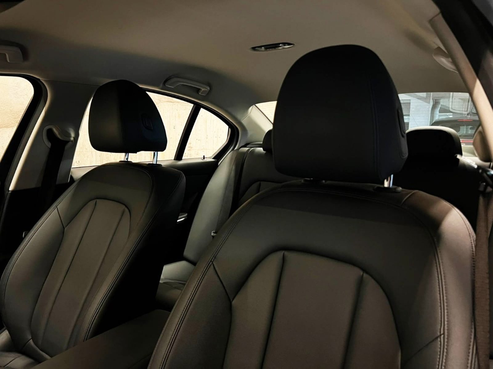 BMW 320 EXECUTIVE 2.0 2021 - Imagen 19 de 20