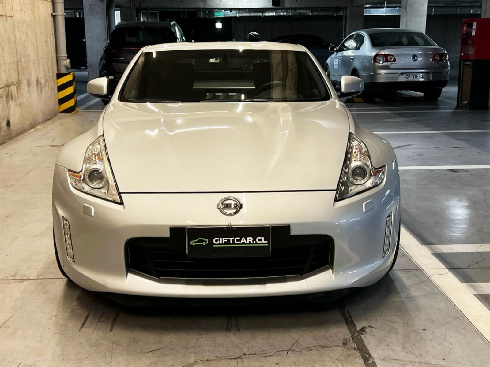 Nissan 370Z COUPE 3.7 AT 2015 - Foto 3 de 20