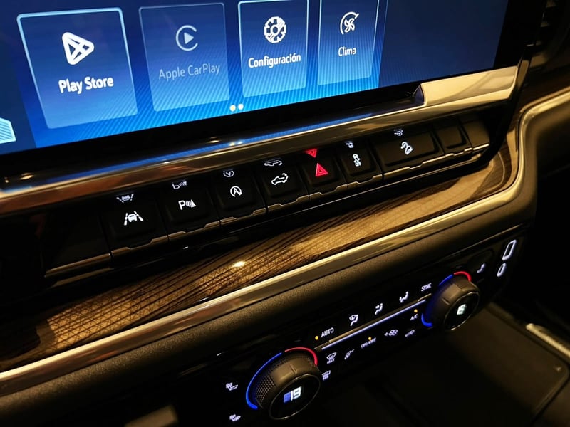 Chevrolet SILVERADO LT TRAIL BOSS 5.3 2026 - Imagen 16 de 20