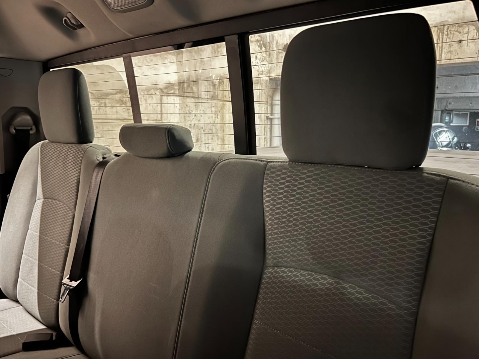 RAM 1500 SLT 3.6 4X4 2018 - Imagen 18 de 18