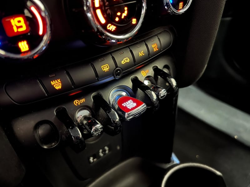Mini COOPER 1.5 MT 2018 - Imagen 15 de 19