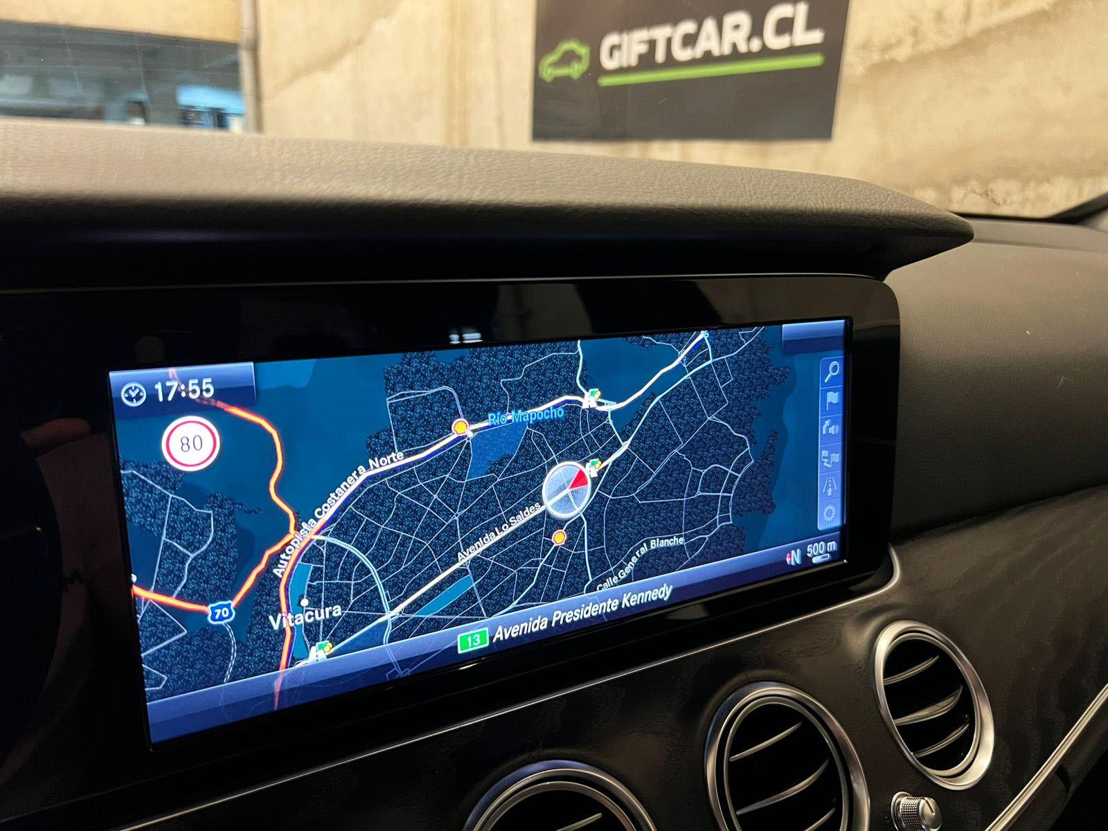 MERCEDES-BENZ E200 2.0 2019 - Imagen 14 de 20