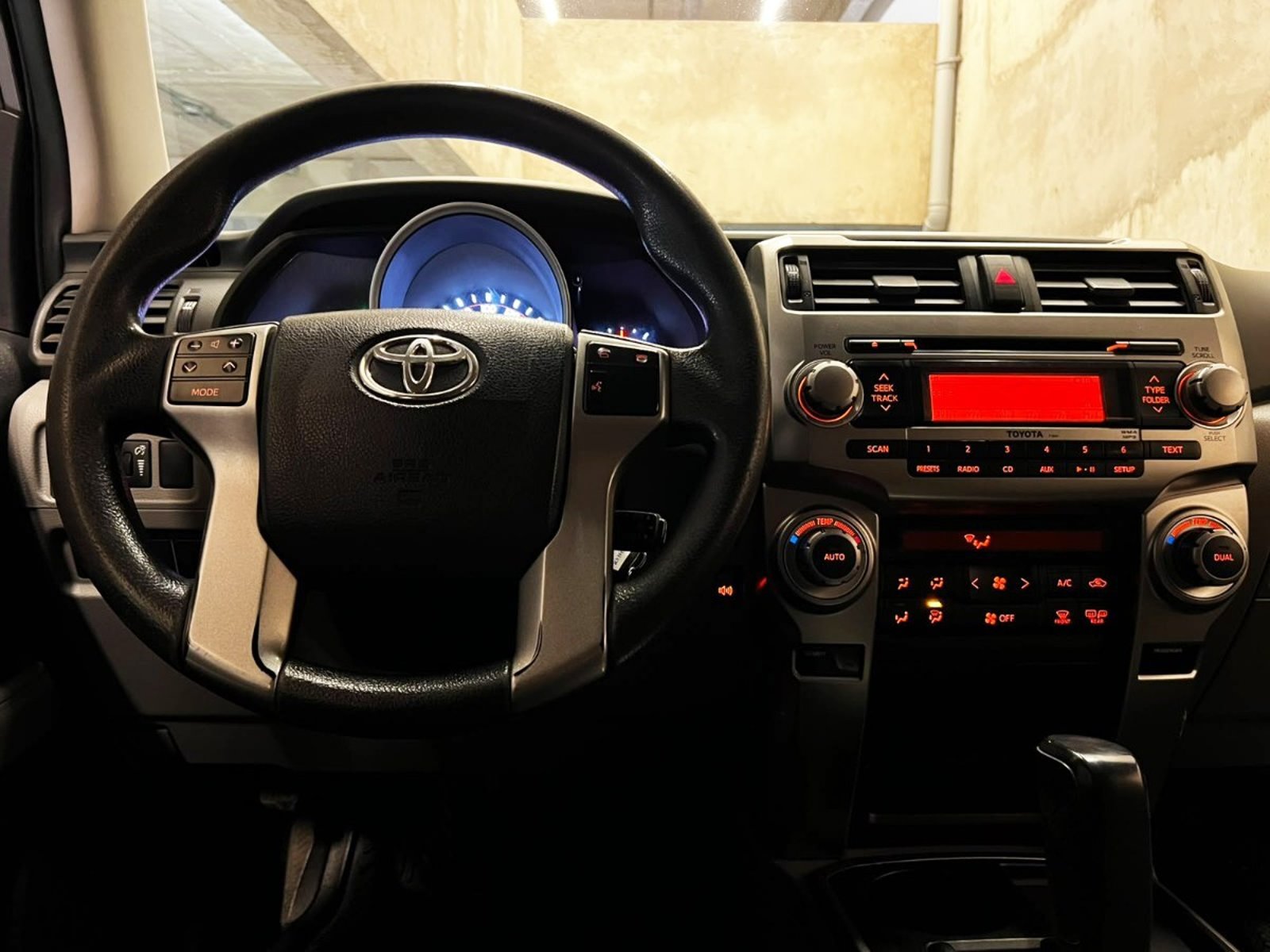 TOYOTA 4 RUNNER LIMITED 4.0 2011 - Imagen 11 de 20