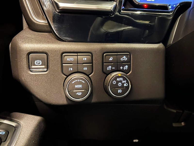 Chevrolet SILVERADO LT TRAIL BOSS 5.3 2026 - Imagen 18 de 20