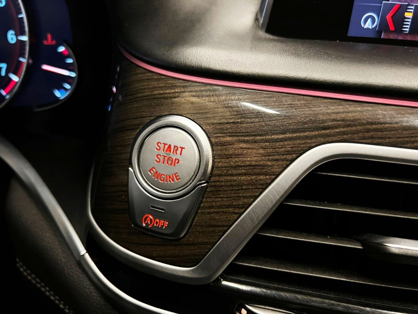 BMW 740 3.0 2019 - Imagen 14 de 20