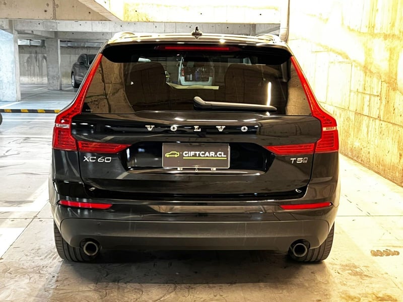 Volvo XC60 T5 AWD 2.0 AT 2022 - Imagen 6 de 20