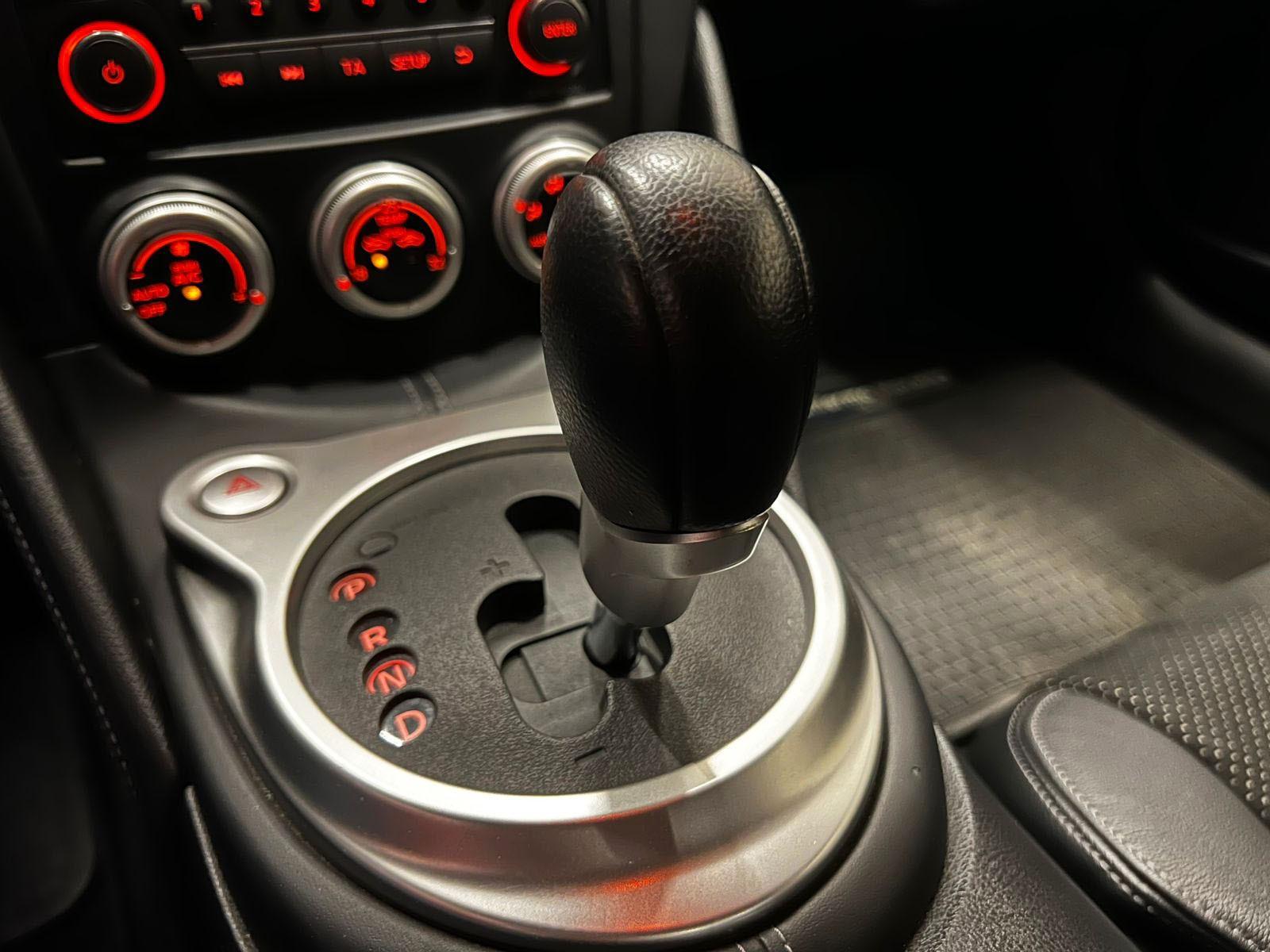 NISSAN 370Z COUPE 3.7 AT 2015 - Imagen 18 de 20