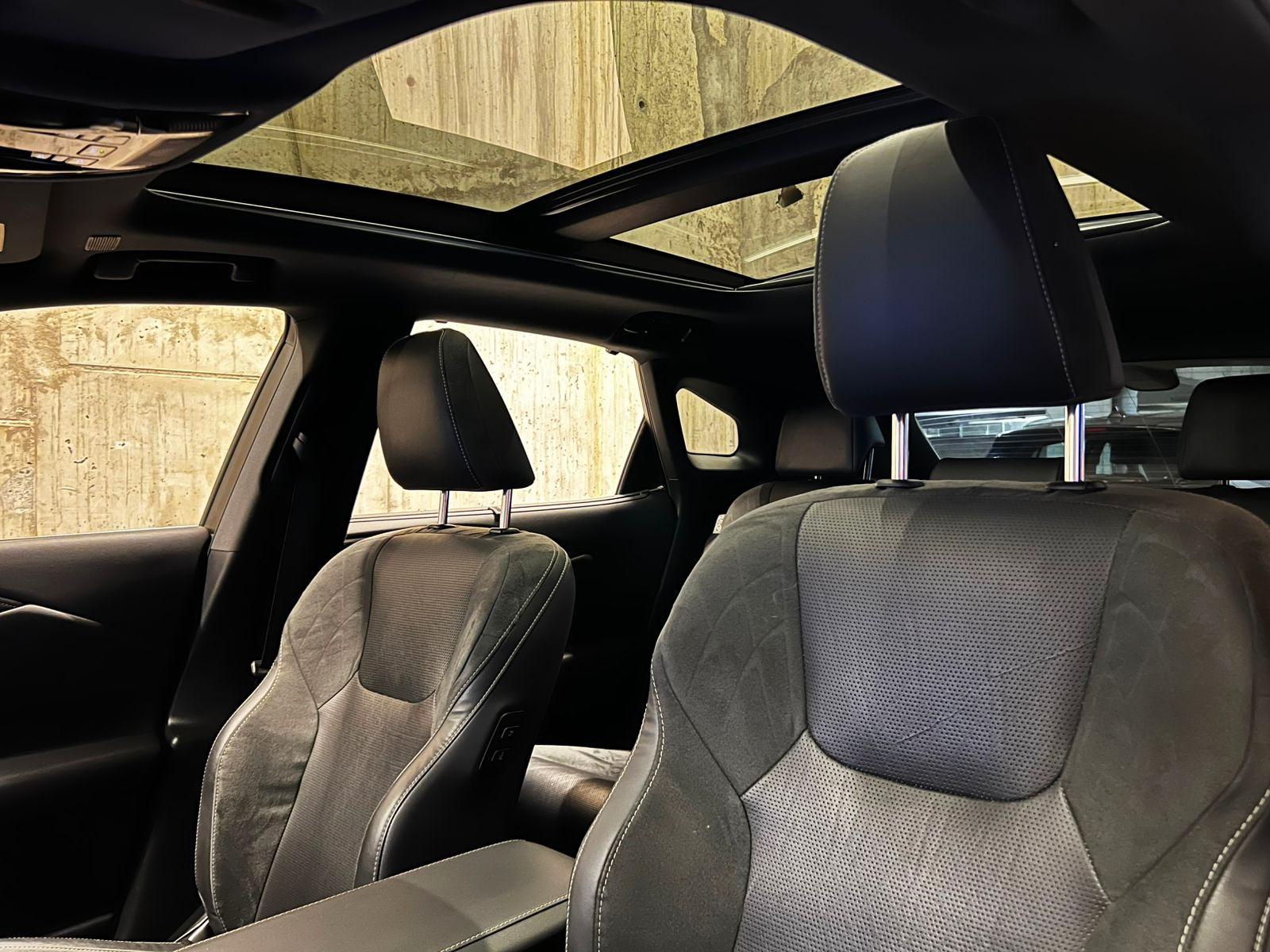 LEXUS RX 350 HÍBRIDO 2023 - Imagen 17 de 19