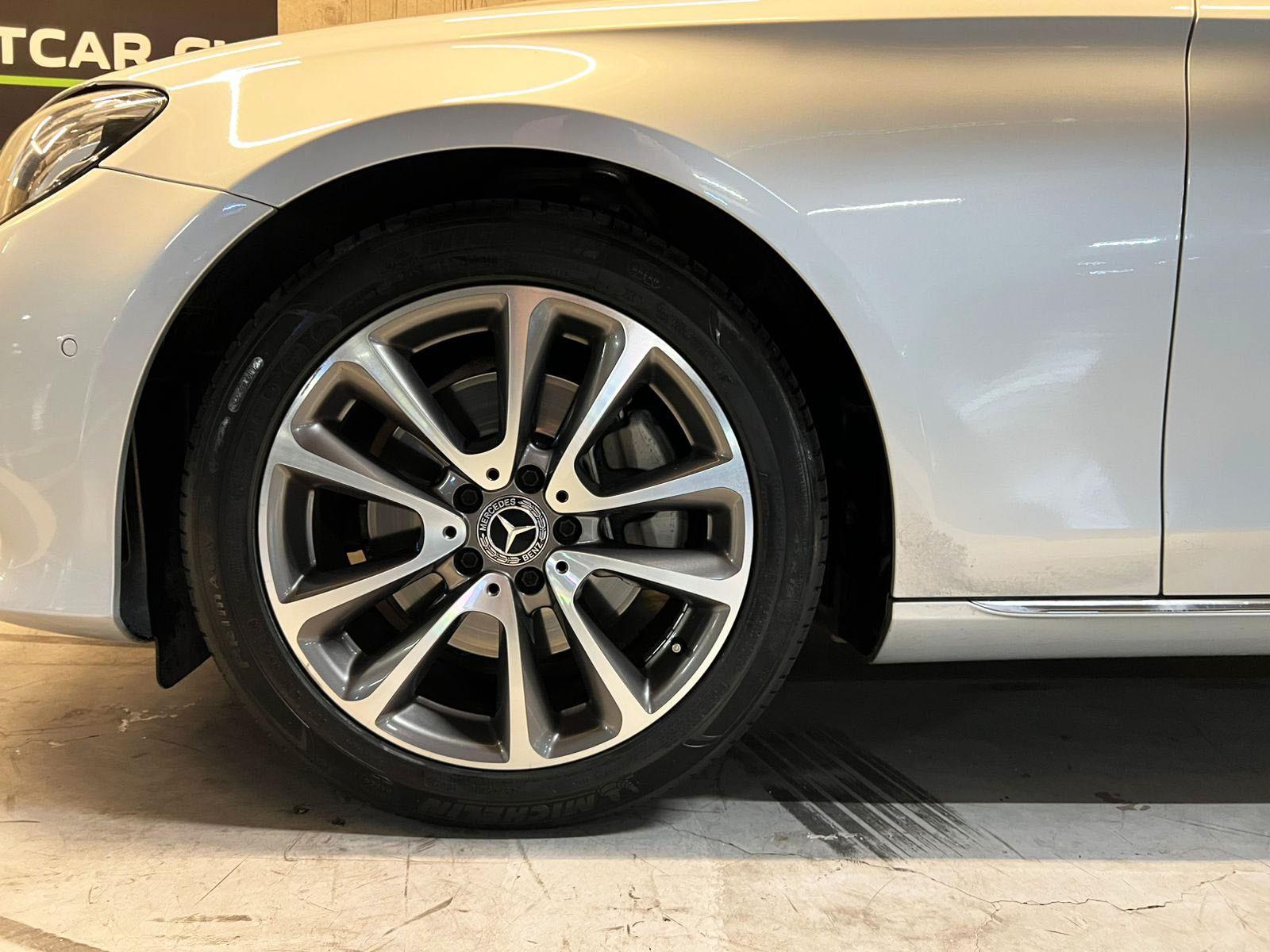 MERCEDES-BENZ E200 2.0 2019 - Imagen 7 de 20
