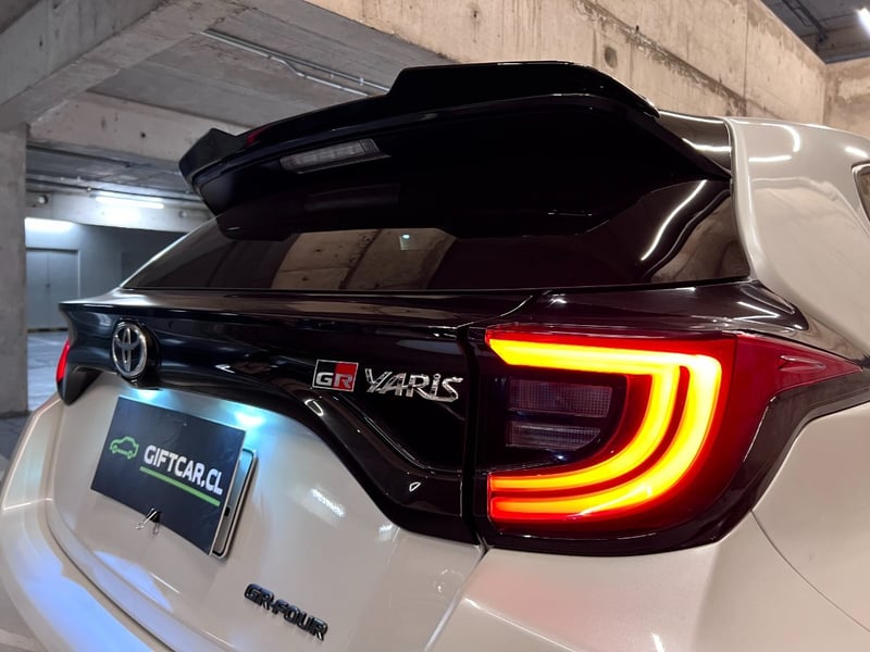Toyota YARIS GR 1.6 TURBO 2022 - Imagen 11 de 20