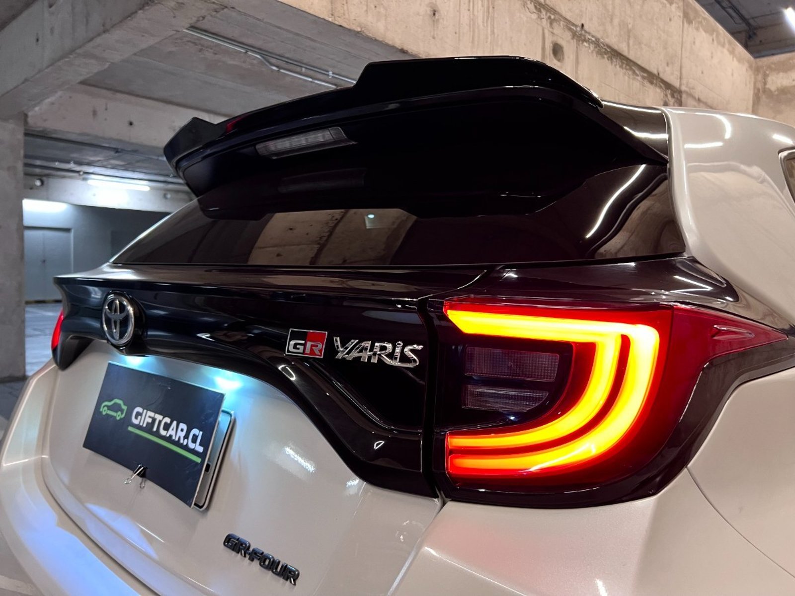 TOYOTA YARIS GR 1.6 TURBO 2022 - Imagen 11 de 20