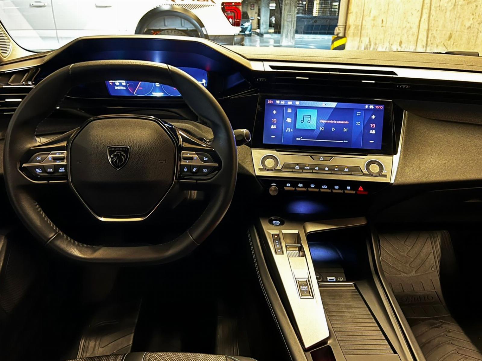 PEUGEOT 308 ALLURE PACK 1.2T 2024 - Imagen 10 de 20