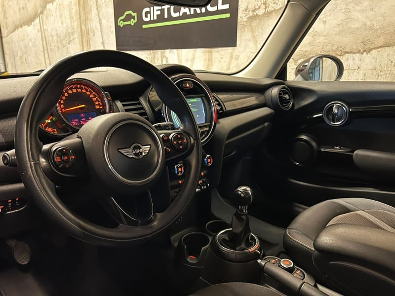 Mini COOPER 1.5 MT 2018 - Imagen 9 de 19