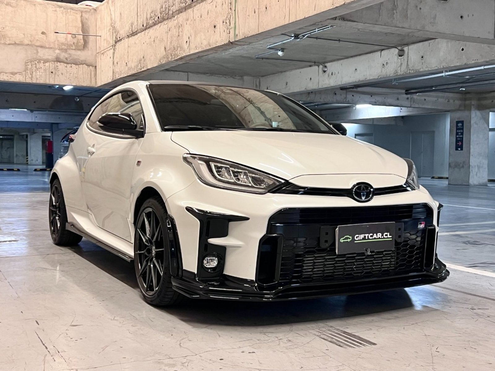 Toyota YARIS GR 1.6 TURBO 2022 - Foto 3 de 20