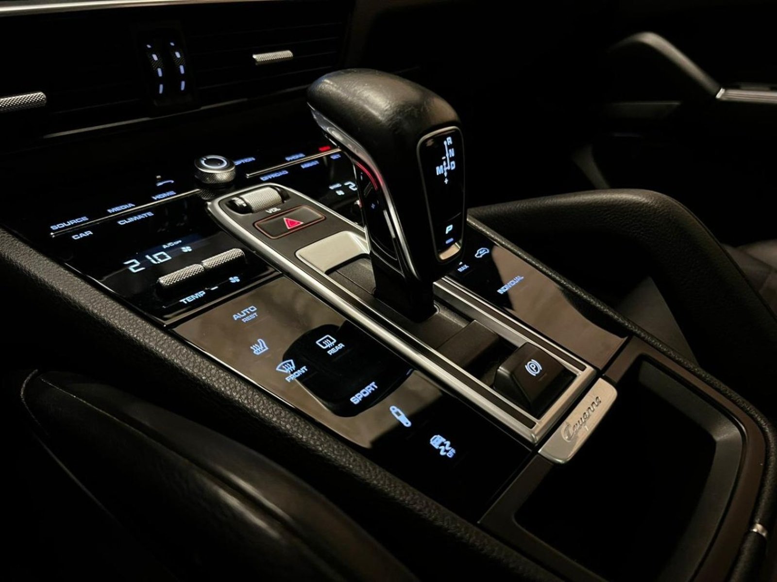 PORSCHE CAYENNE 3.0 2019 - Imagen 17 de 19