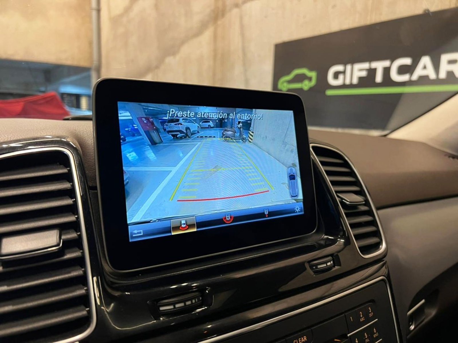Mercedes-Benz GLE 400 SPORT 3.0 2019 - Imagen 15 de 19
