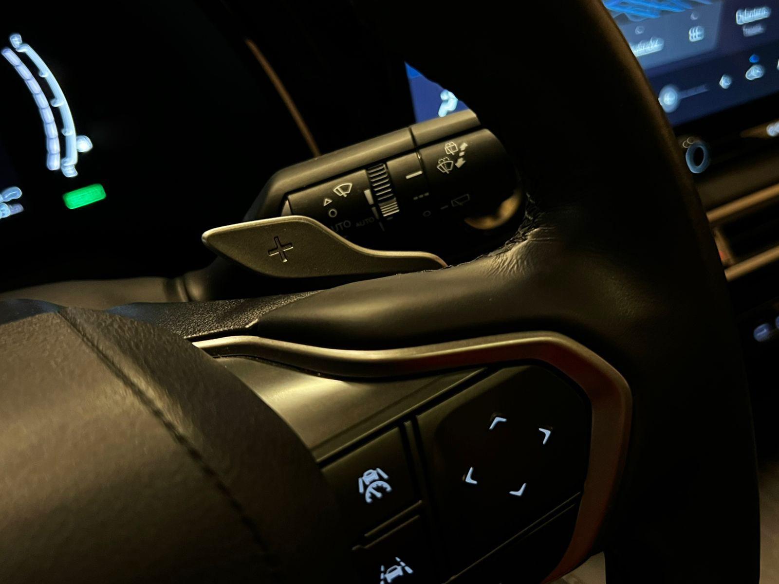 LEXUS RX 350 HÍBRIDO 2023 - Imagen 12 de 19