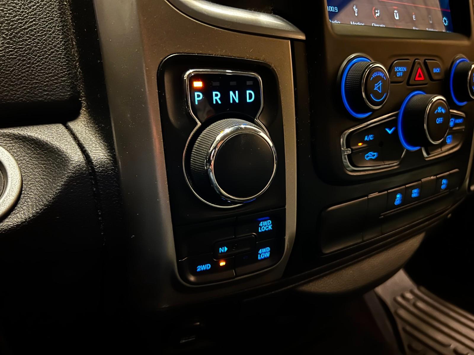 RAM 1500 SLT 3.6 4X4 2018 - Imagen 15 de 18