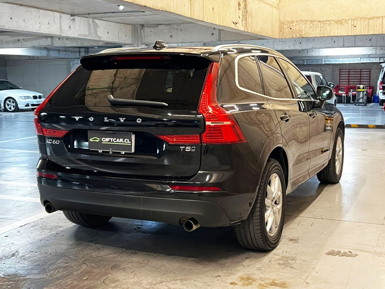 Volvo XC60 T5 AWD 2.0 AT 2022 - Foto 4 de 20