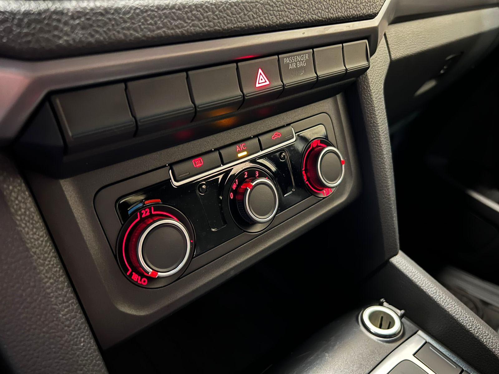 VOLKSWAGEN AMAROK COMFORTLINE 4MOTION 2022 - Imagen 15 de 20