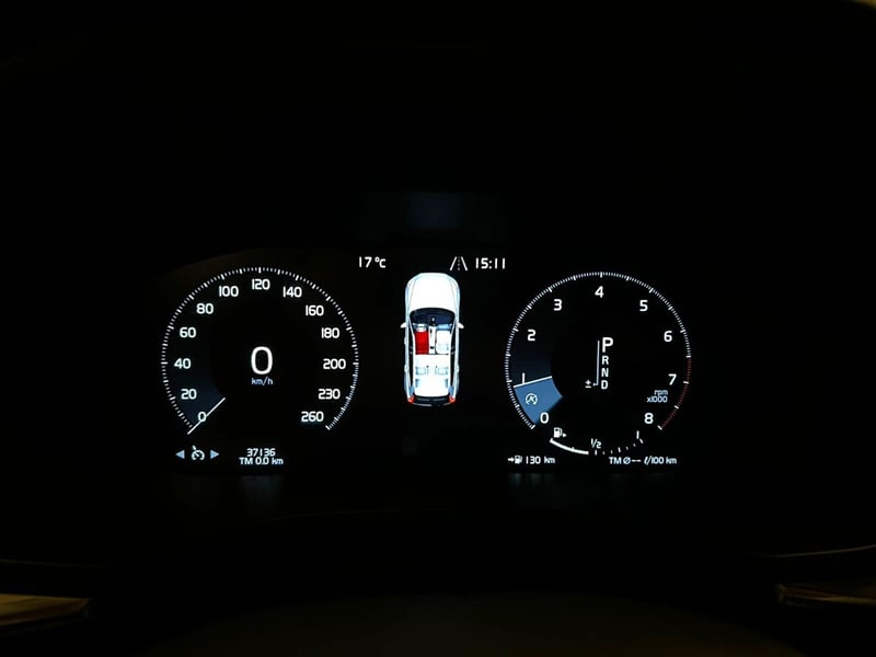 Volvo XC60 T5 AWD 2.0 AT 2022 - Imagen 12 de 20