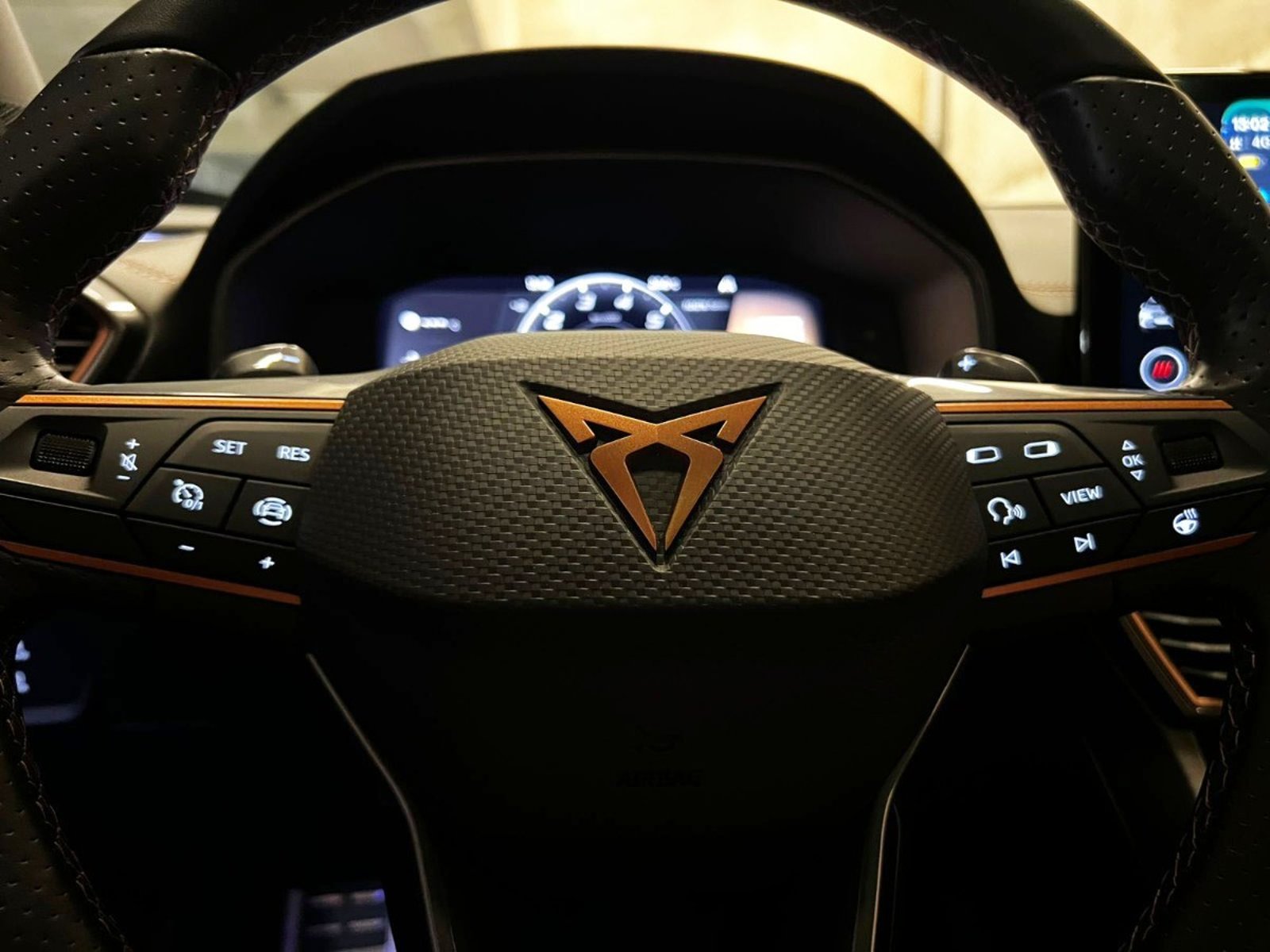 CUPRA FORMENTOR VZ 2.0 310 HP 4DRIVE 2022 - Imagen 10 de 20