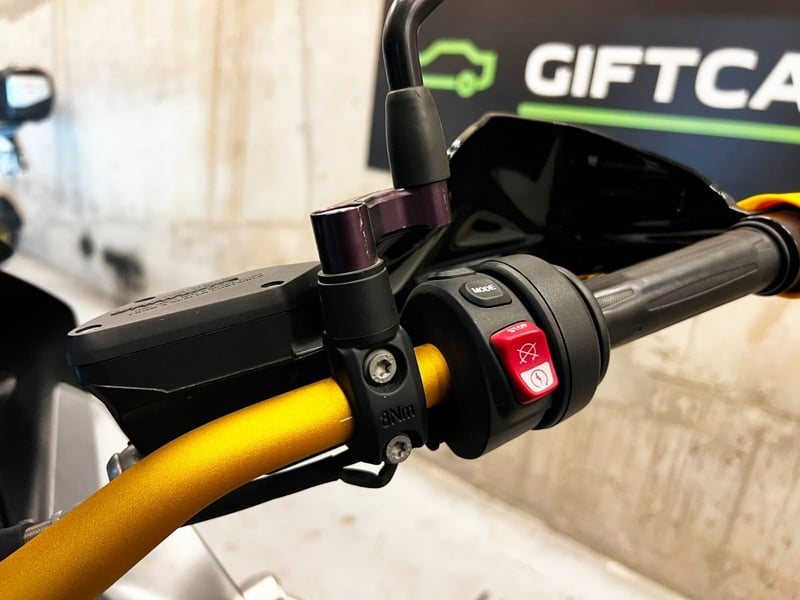 BMW GS 1250 R ADVENTURE 2022 - Imagen 18 de 20