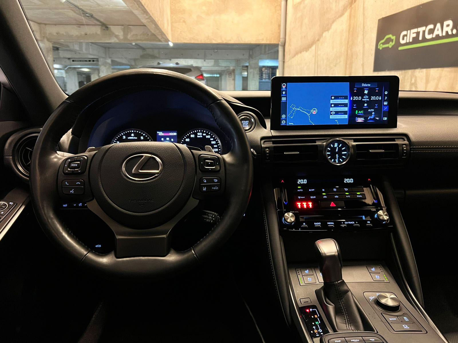 LEXUS IS 300 2024 - Imagen 9 de 20