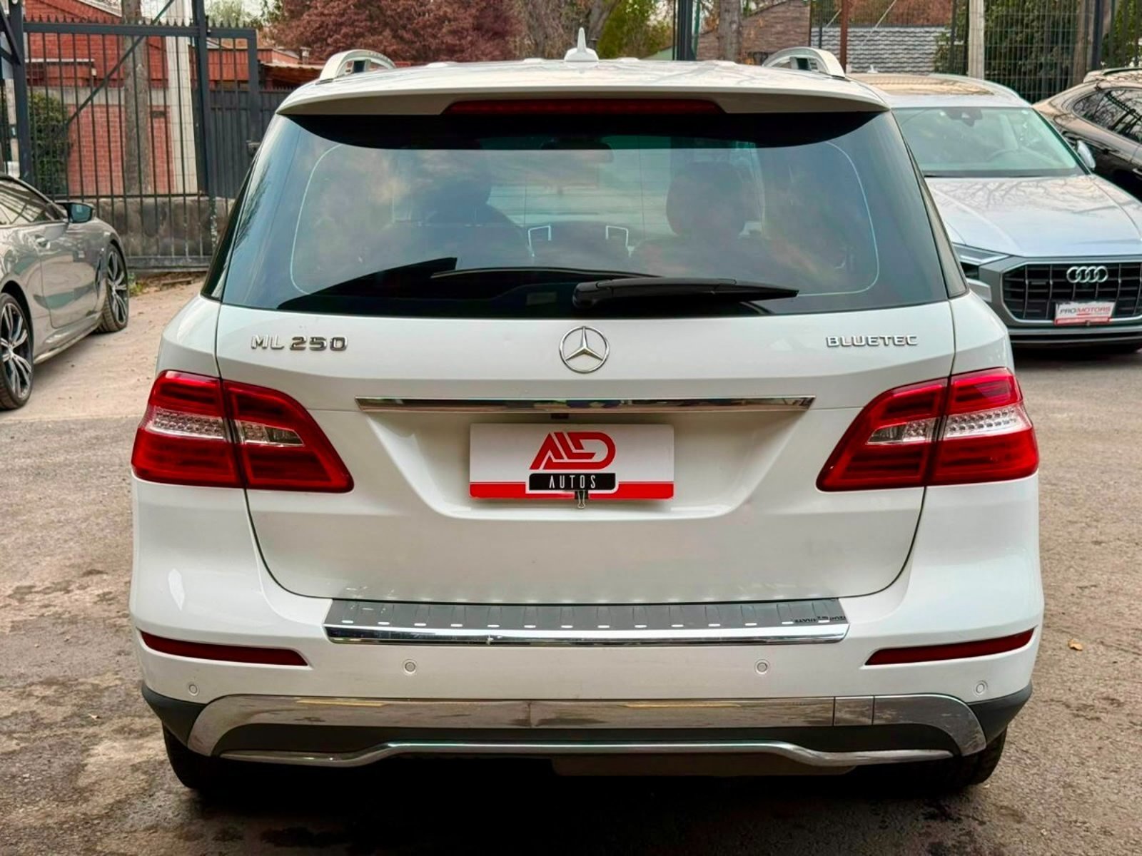 Mercedes-Benz ML 250 4 MATIC 2.2 DIESEL 2015 - Foto 5 de 18