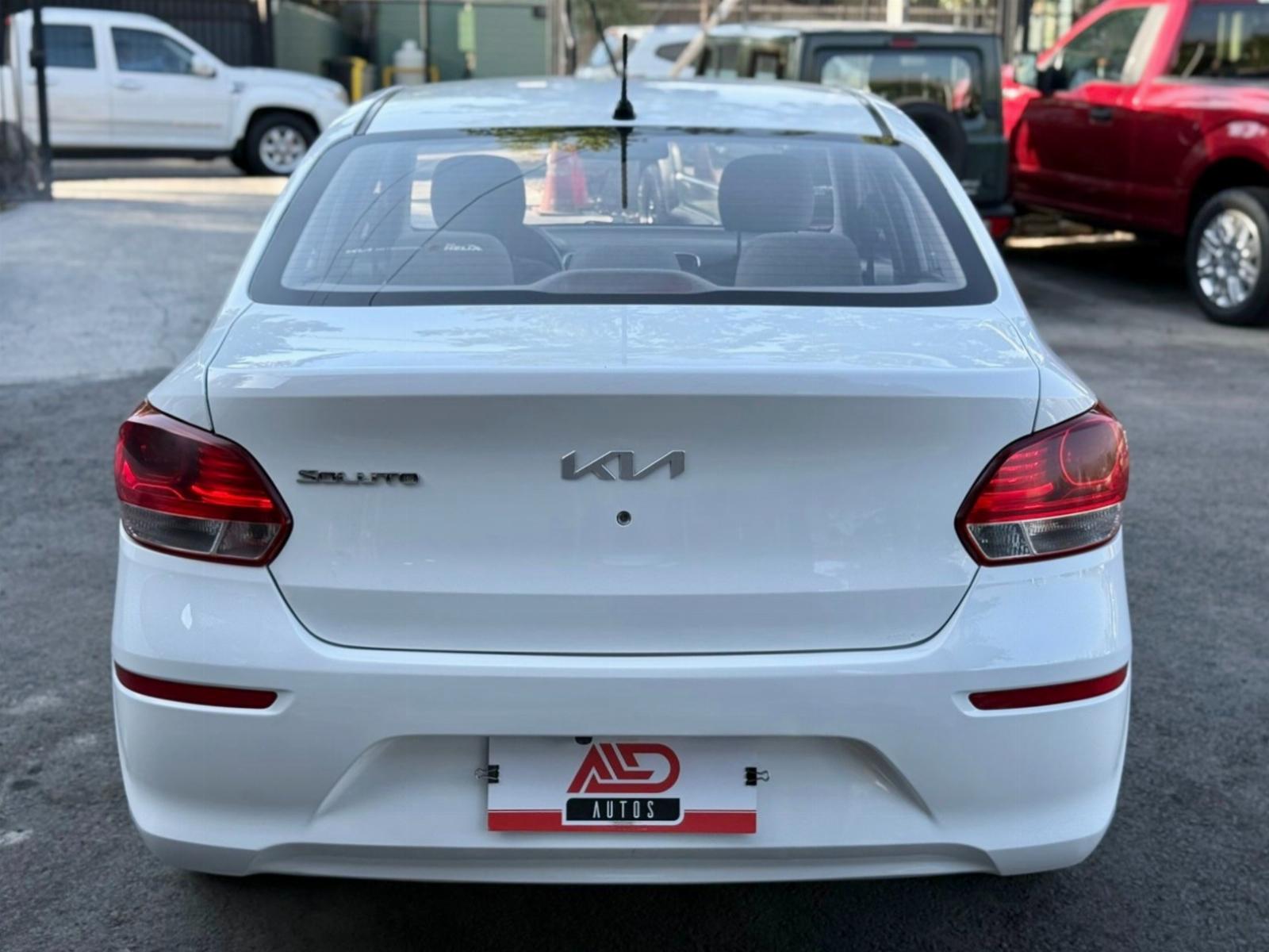 KIA SOLUTO LX 1.4 2022 - Imagen 5 de 15