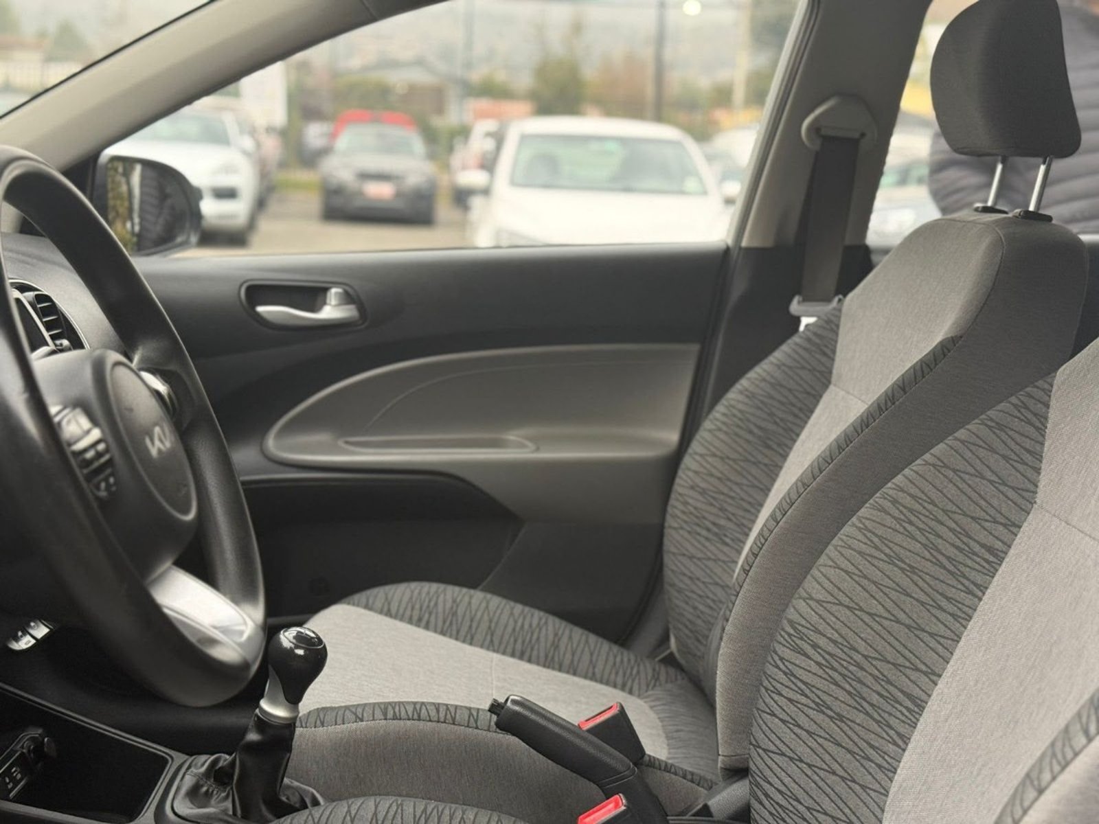 KIA SOLUTO LX 1.4 MT 2022 - Imagen 8 de 14