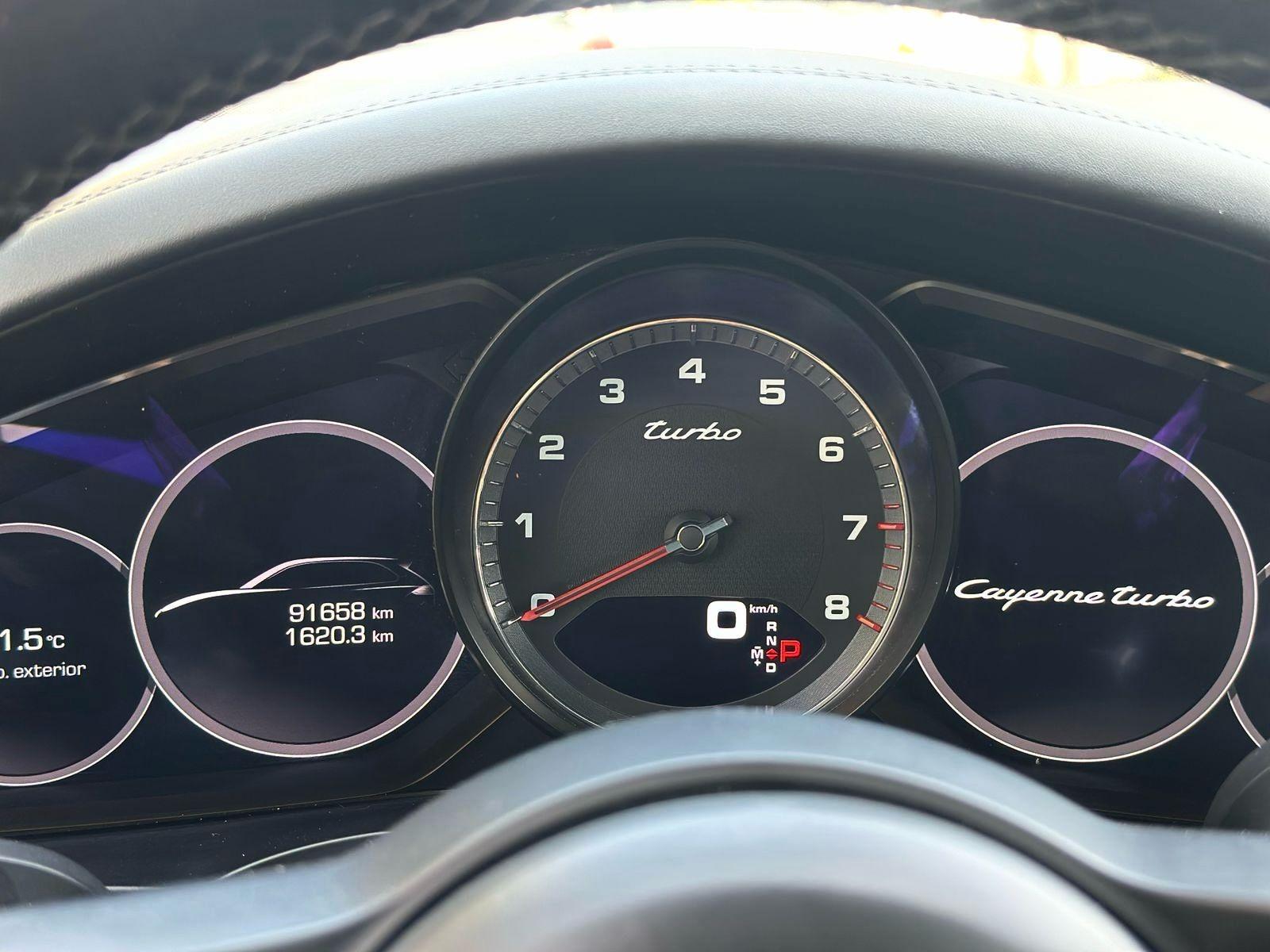 PORSCHE CAYENNE TURBO 2019 - Imagen 12 de 17