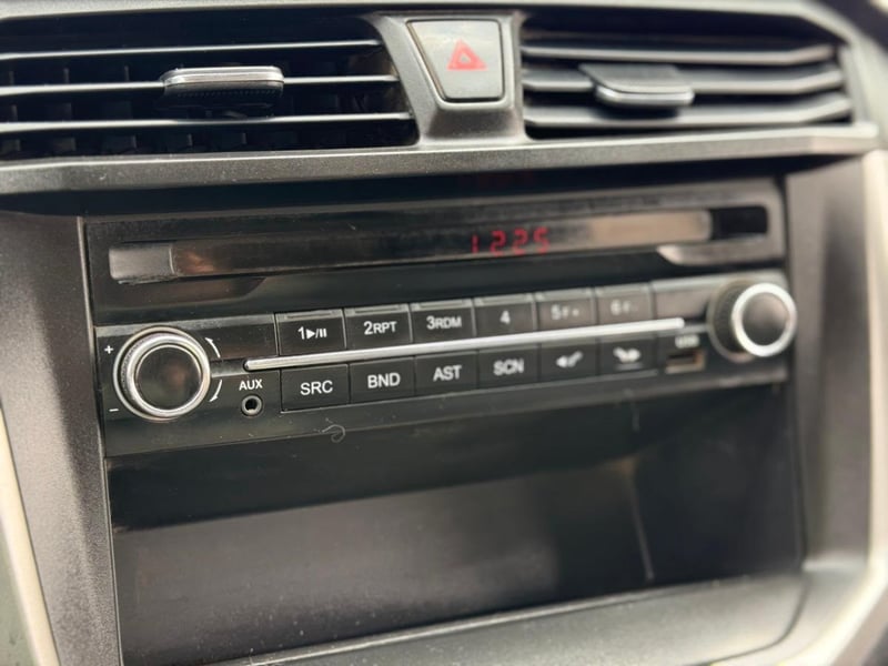 Maxus T60 DX 2.8 MT 2021 - Imagen 12 de 15