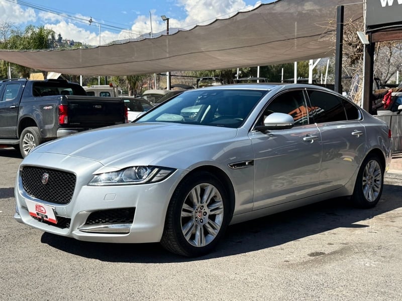 Jaguar XF PRESTIGE 2.0 2021