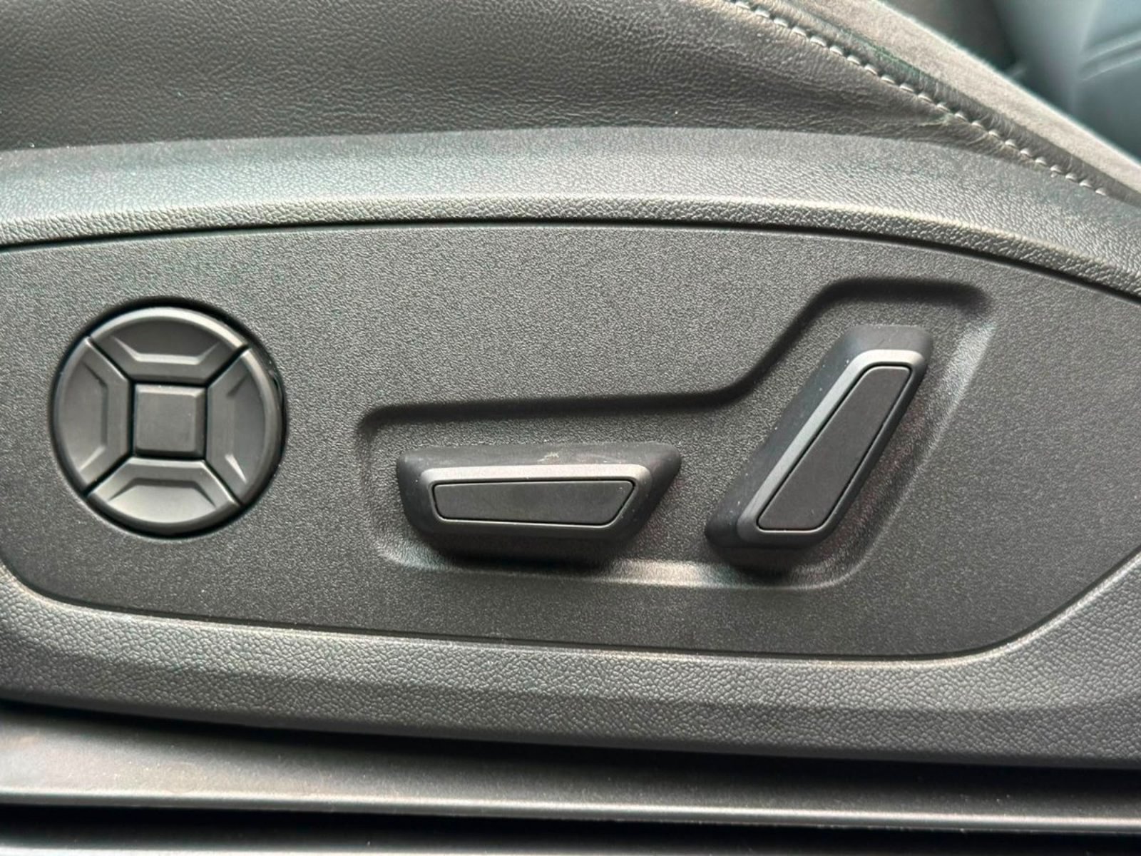 Audi Q3 35 TFSI S LINE 2023 - Imagen 17 de 18