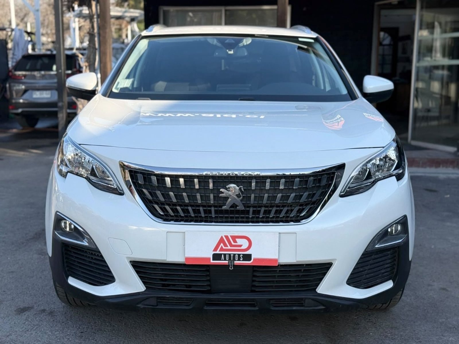 Peugeot 3008 ACTIVE THP 1.6 AT 2021 - Foto 2 de 18
