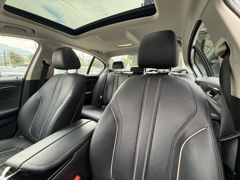 BMW 530I LUXURY 2.0 2018 - Imagen 15 de 18
