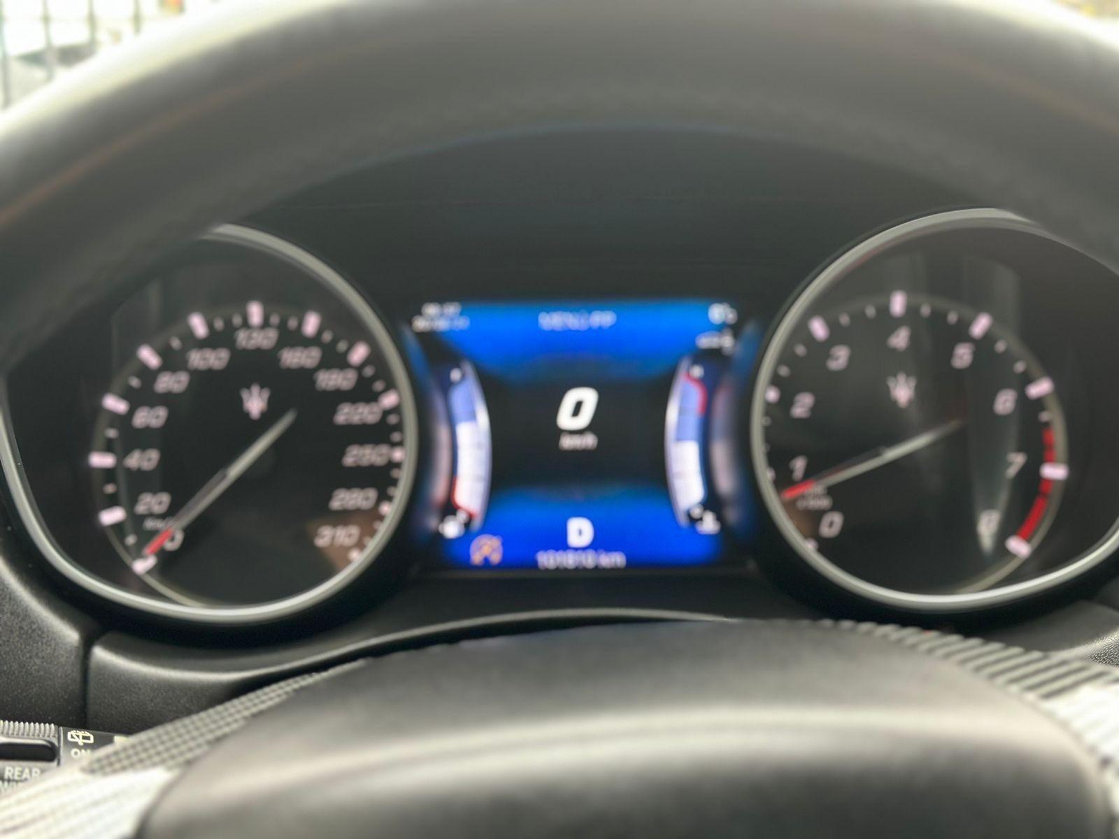 MASERATI LEVANTE GRAN S 2017 - Imagen 12 de 18