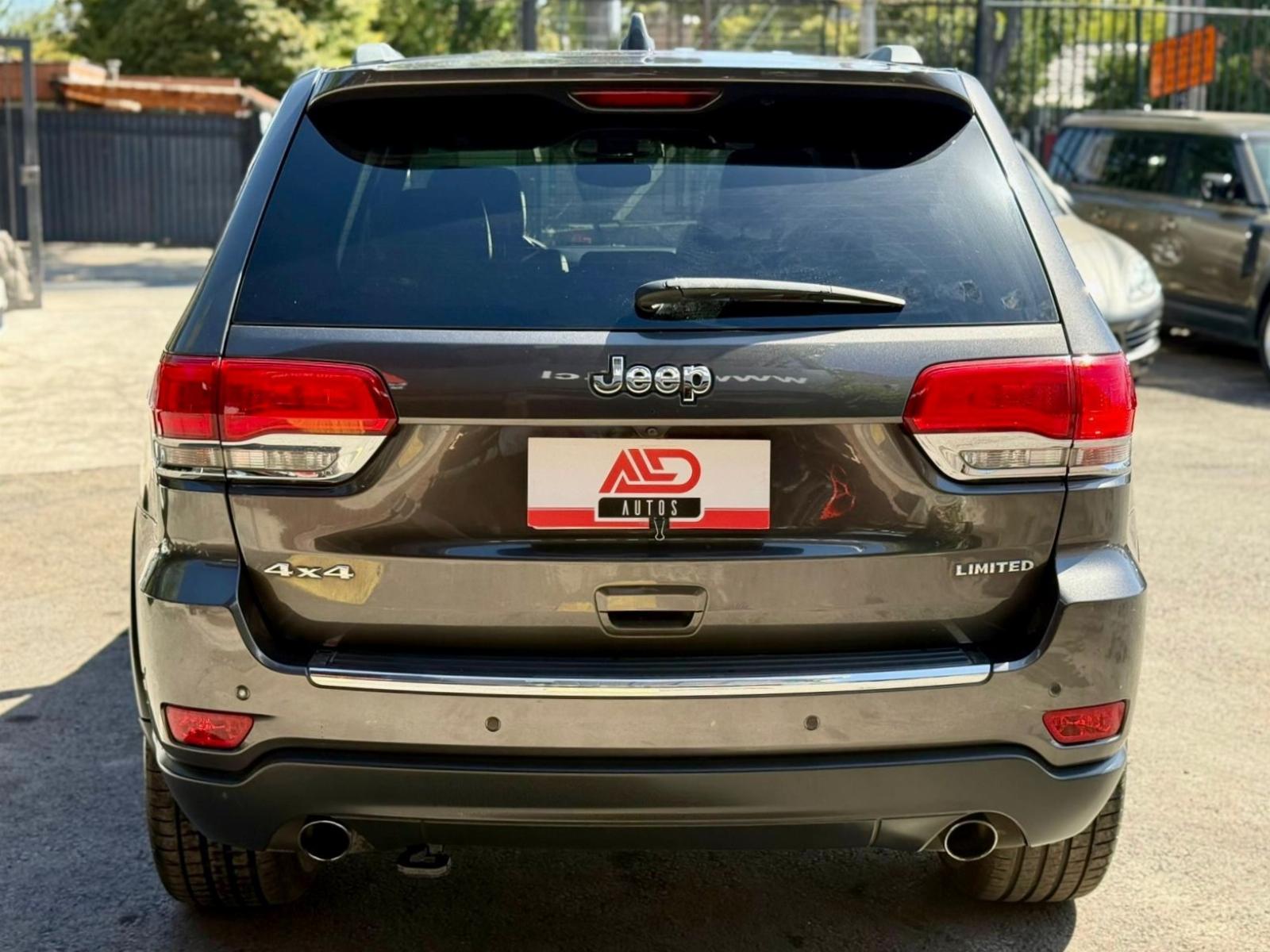 Jeep GRAND CHEROKEE LIMITED 3.6 4X4 2019 - Foto 5 de 20