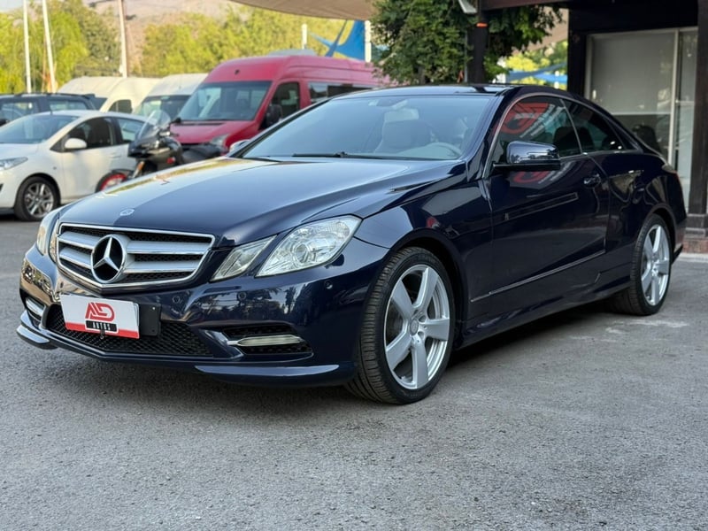 Mercedes-Benz E200 COUPE 2.0 TURBO 2014