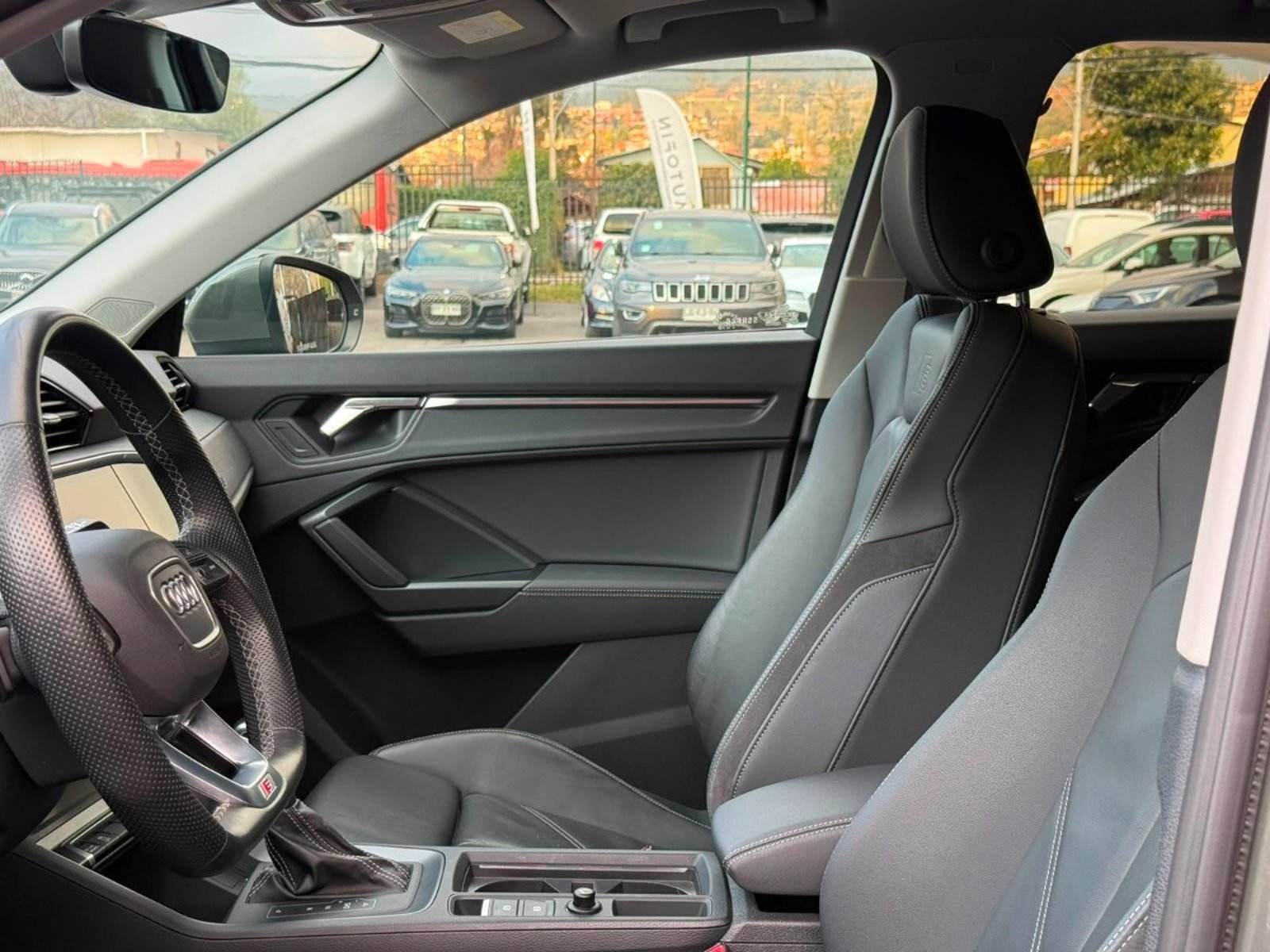 Audi Q3 35 TFSI S LINE 2023 - Imagen 9 de 18